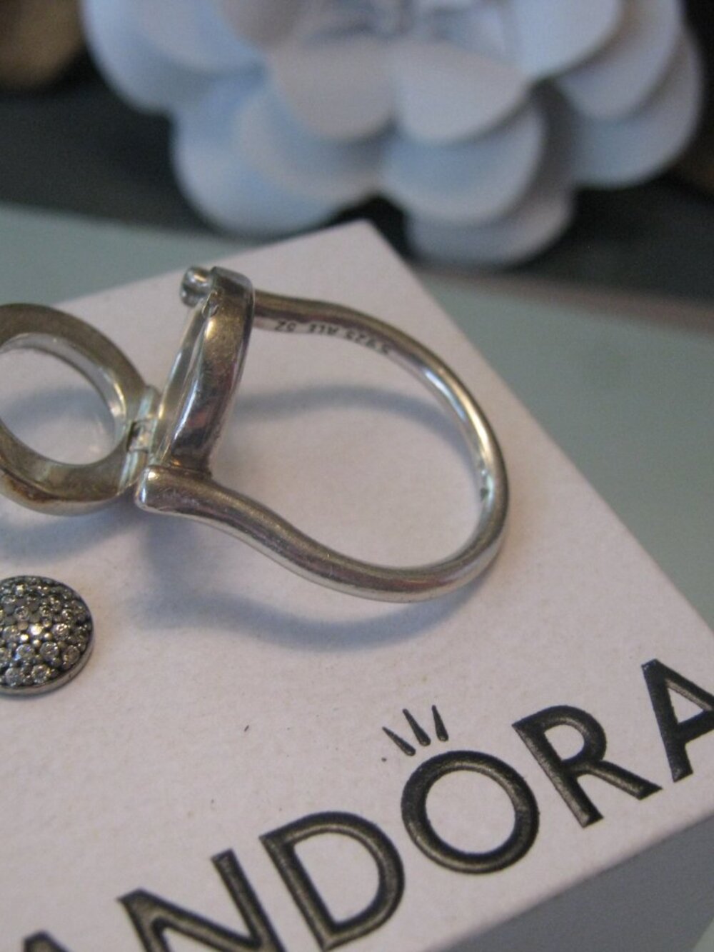 Authentic PANDORA Locket Ring with Petite - Size 52 (6) - Picture 6 of 6